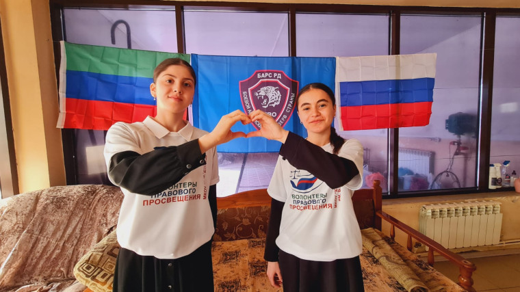 Костекская школа передала «БАРС СВО» гуманитарную помощь.